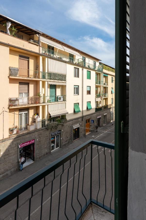 Via Taddeo Alderotti, 85 - Elegant Apartment in Careggi, Near Hospital, University & Tram Morgagni - Florence Charming Apartments - Chambres d'hôtes Florence