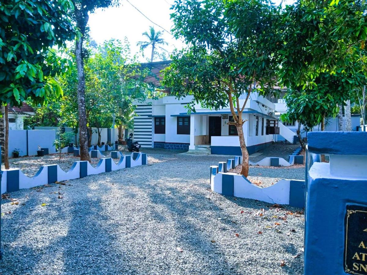 Alappuzha Family Vacation Villa - LAYANILA - B&B