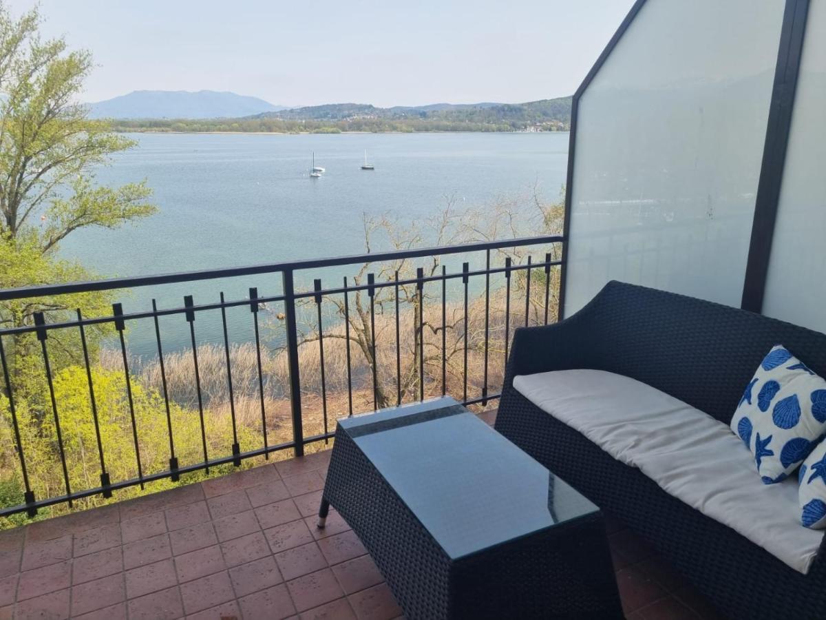 Light Blu House - B&B Dormelletto