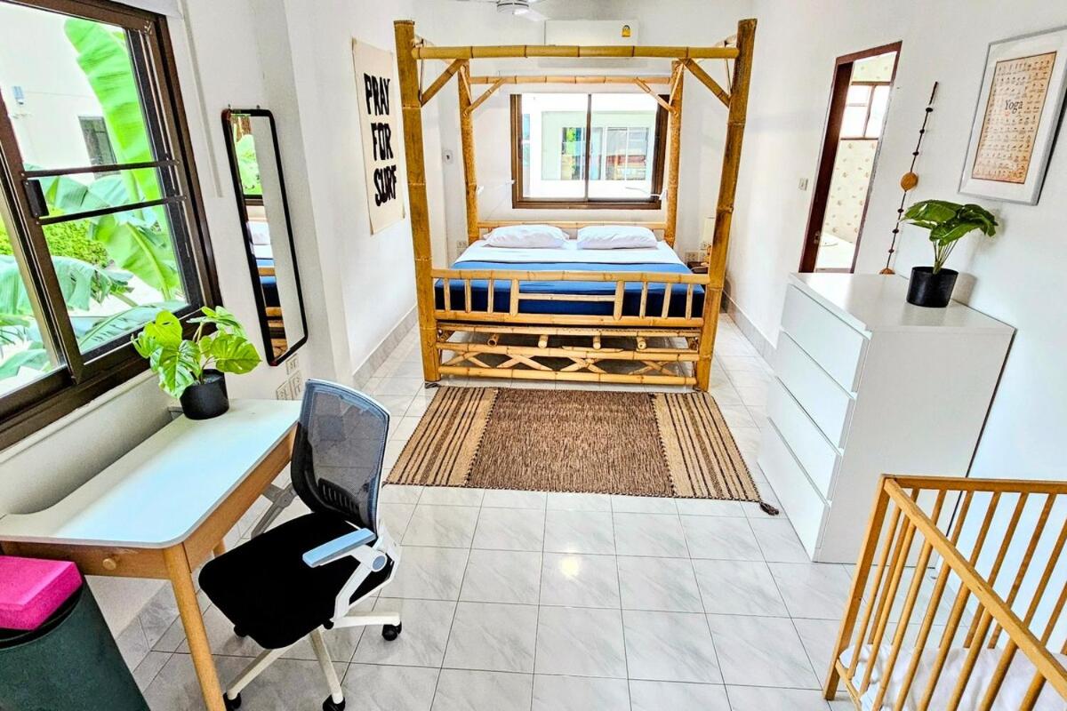 Appartamento con 2 Camere da Letto, Balcone e Vista mare