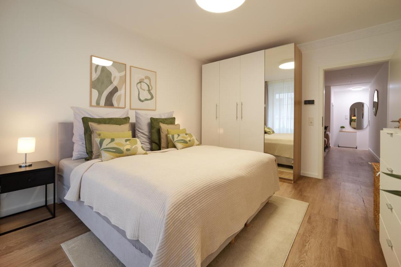 BG Living & Hosting - Stilvolle Ferienwohnung im Zentrum von Wittlich - 2 Schlafzimmer, Netflix, Waschmaschine, bis 4 Personen - Chambres d'hôtes Wittlich