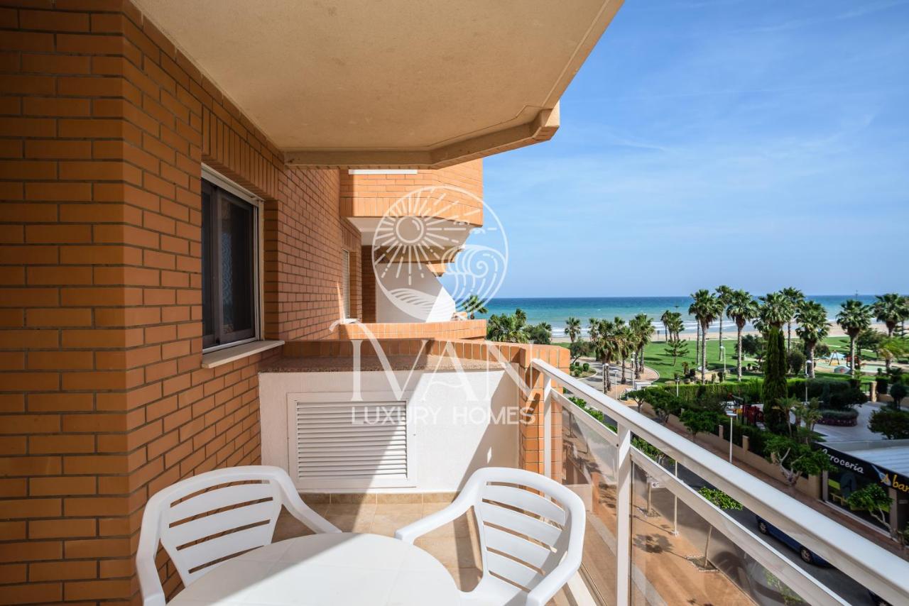 Casa Maricel Ivan Luxury Homes 3ªPlta Sur 1ªLínea - Bed and Breakfast Oropesa del Mar
