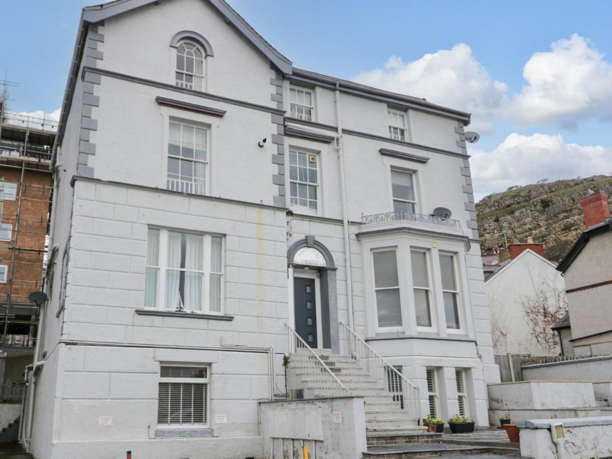 Apartment 1 - Bed and Breakfast Llandudno
