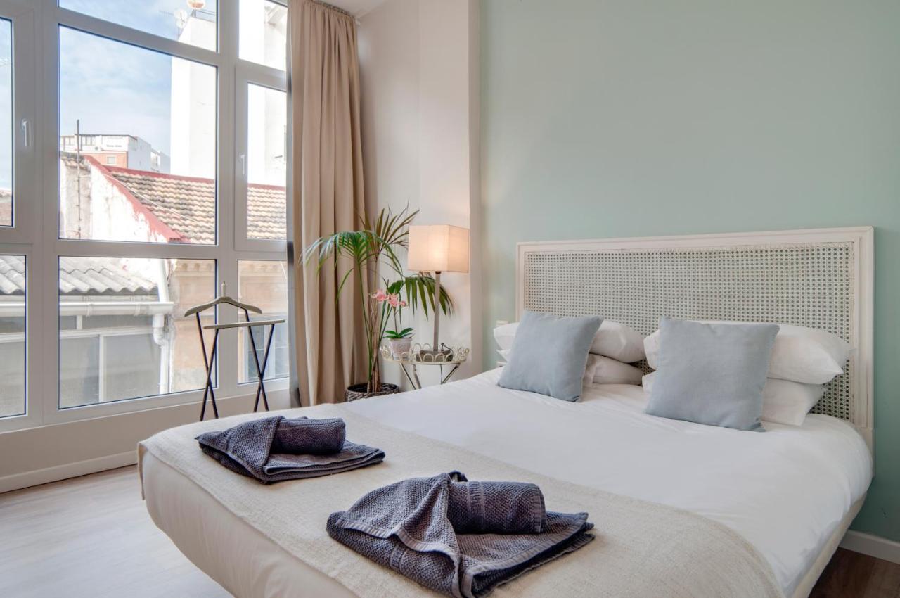 B&B Málaga - Apartamentos Uncibay Premium - Bed and Breakfast Málaga