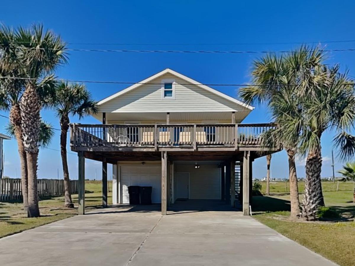 Beach Oasis - B&B Galveston