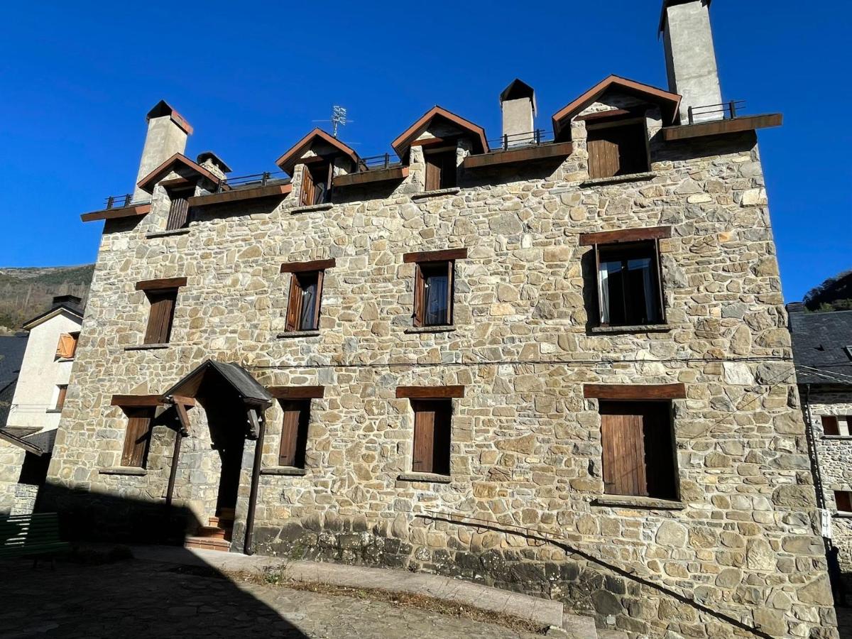 Apartamento coqueto en El Pueyo de Jaca - B&B