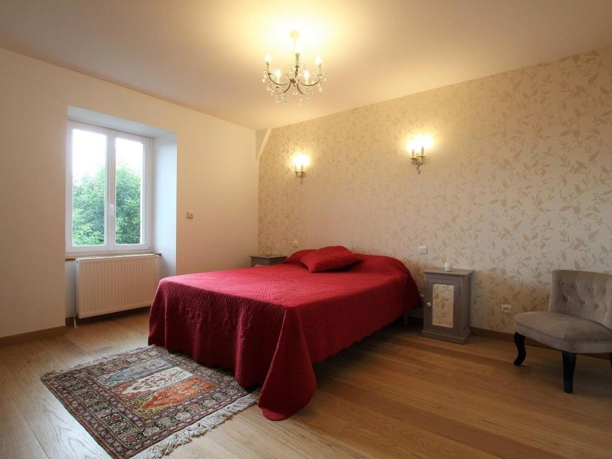 Escapade Romantique dans Ferme Restaurée avec Spa et Jardin à Yssingeaux - FR-1-582-500 - B&B Yssingeaux