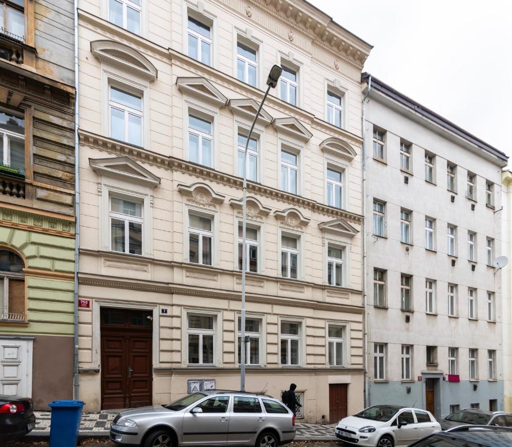 J3 Prague Apartments - B&B Prague