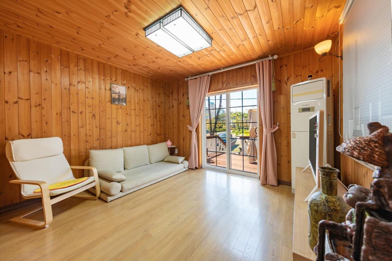 quadruple room 2