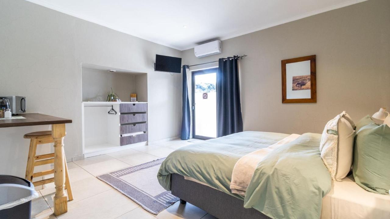 Habitación Doble Superior con vistas a la piscina - 1 o 2 camas