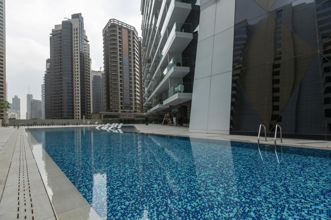 Burj & Beyond - Luxury Stay with Burj Khalifa View - B&B Dubai