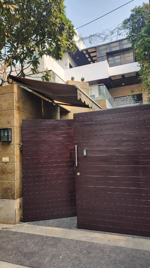 Nivasa Villa - 5 BHK Triplex House Near Cyberhub - Bed and Breakfast