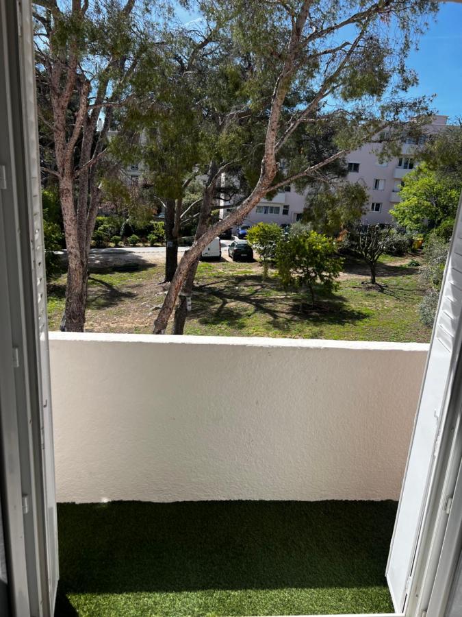 Appartement T3 Idéal Plage et Commerces à Pied, Parking Privé - B&B