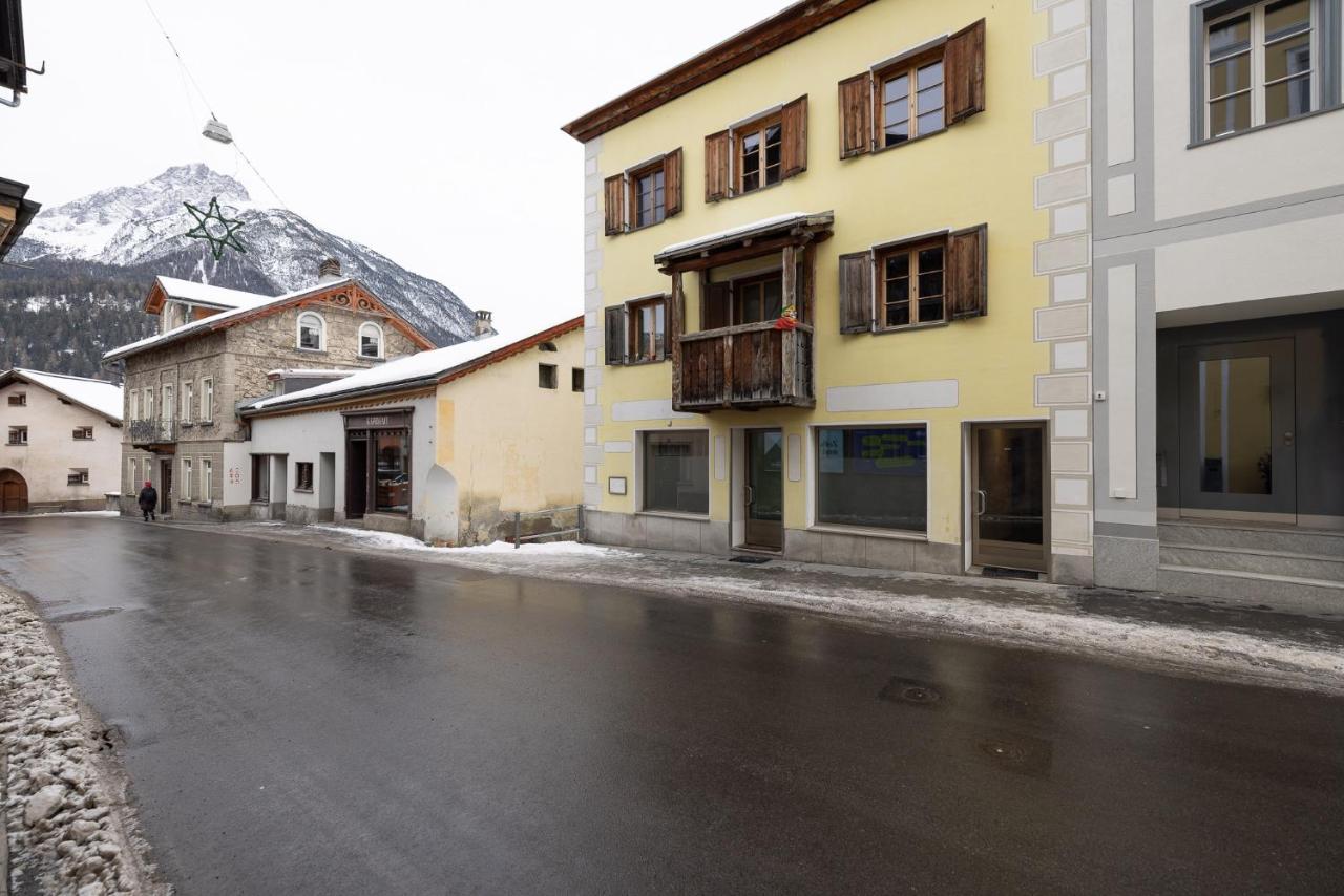 Chasa Stradun 203 - B&B