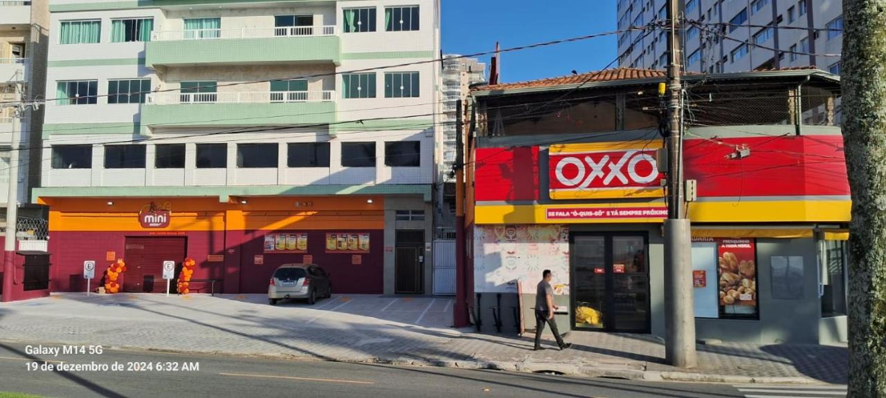 Prédio Frente Para o Mar na Praia Grande - Guilhermina - B&B