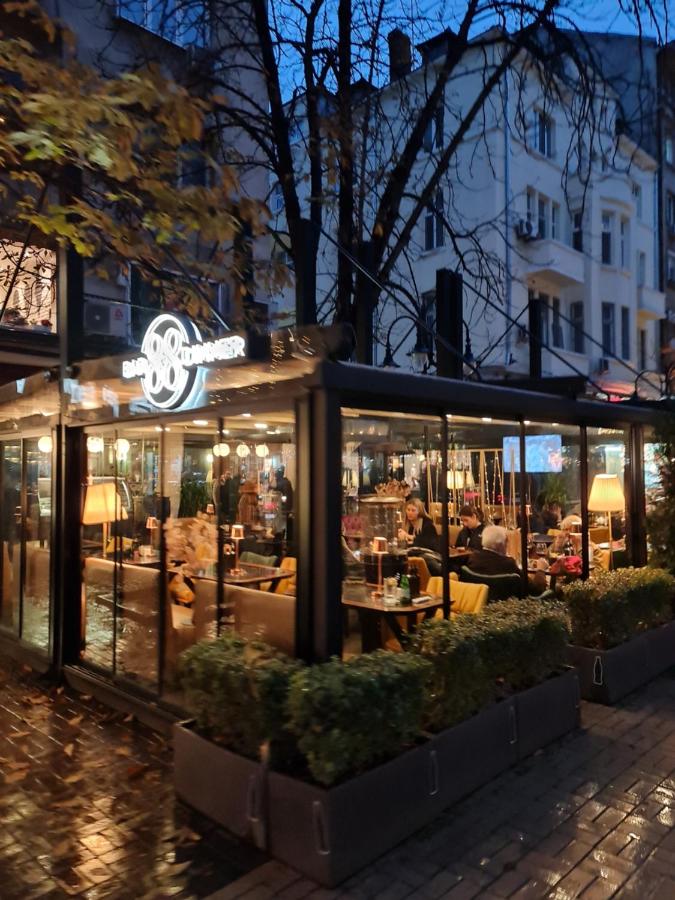 Top center Vitosha blvd apartment - Chambres d’hôtes Sofia