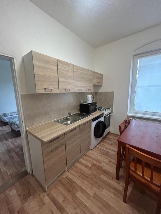 Apartmán v Karlových Varech pro 4 osoby - B&B