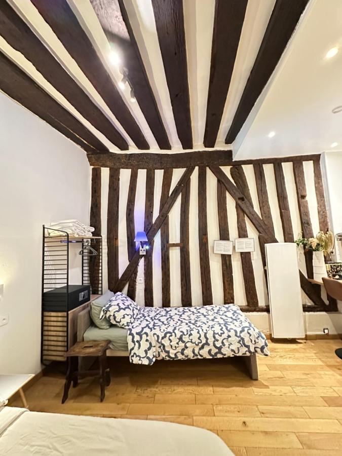 St Paul Marais Flat Ground Floor - Ferienwohnung