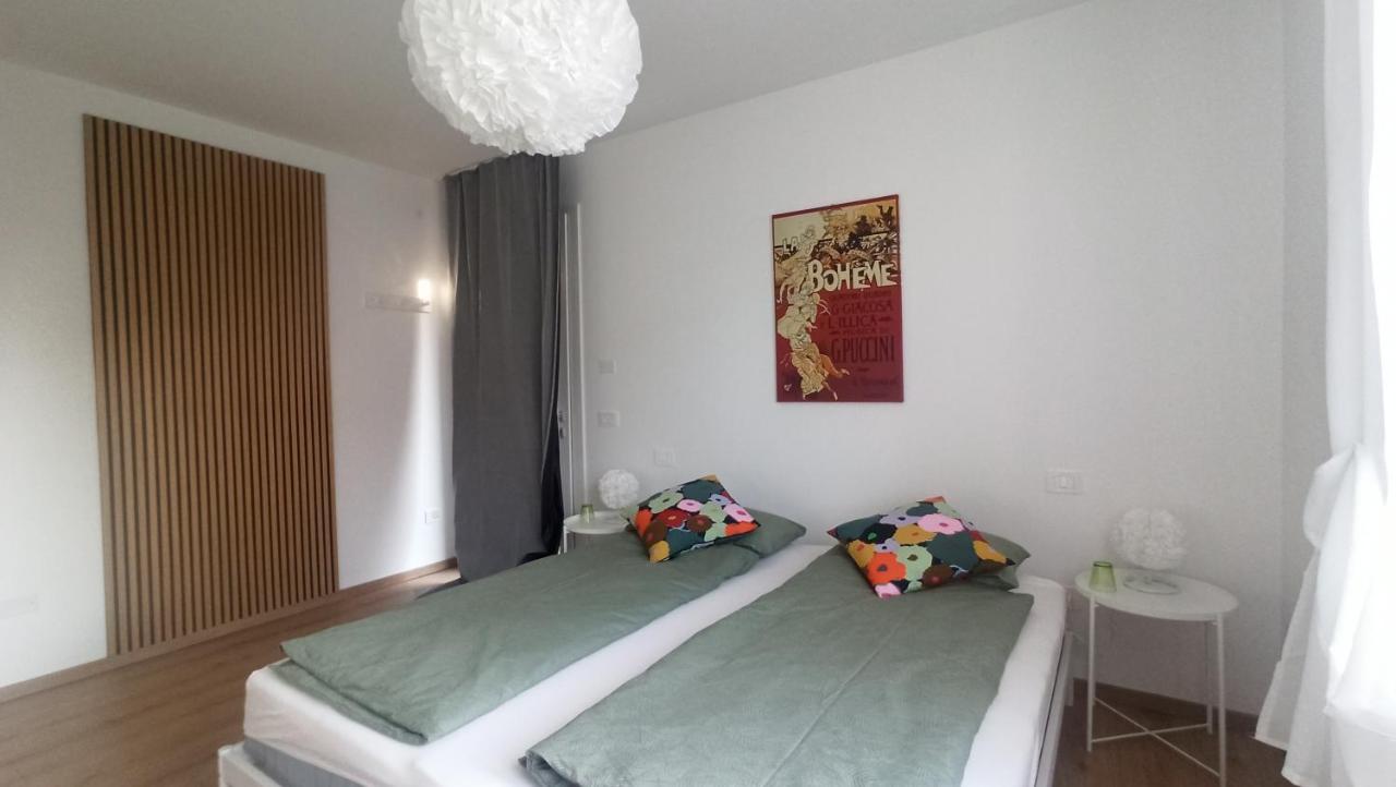 Doppel- oder Zweibettzimmer