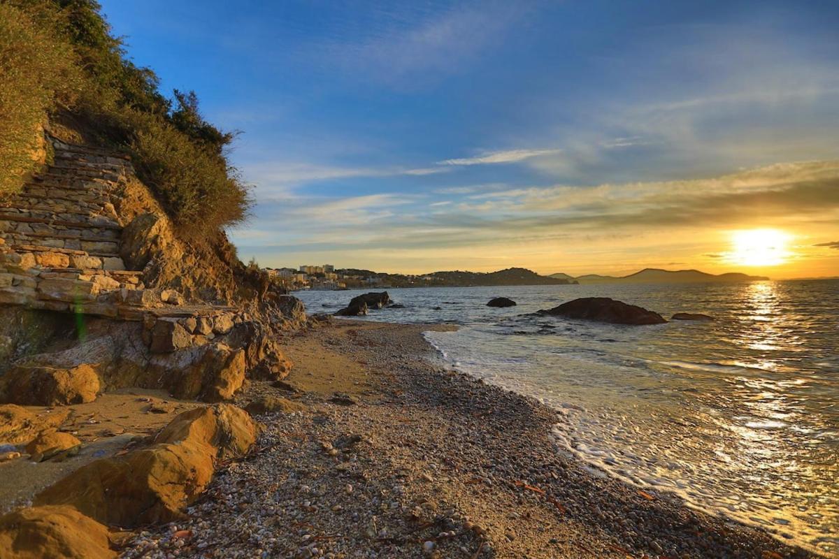 Toulon - Sea View and Coeur de Ville - Bed and Breakfast