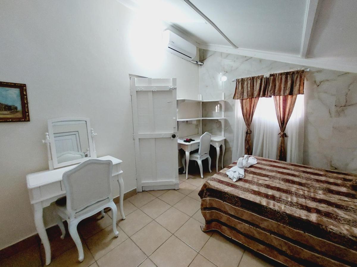 Tweepersoonskamer met Eigen Badkamer