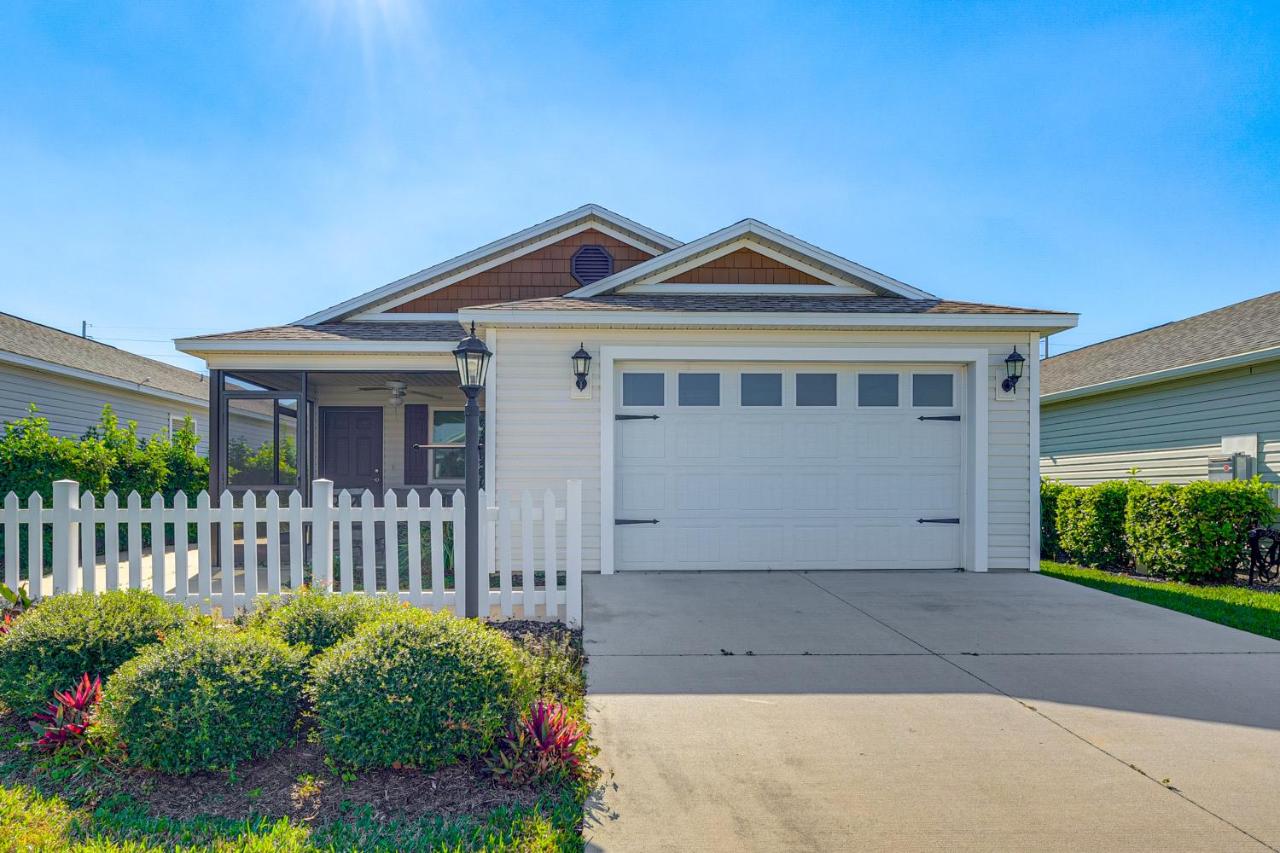 Golf, Shop and Unwind Lovely Home in The Villages! - B&B