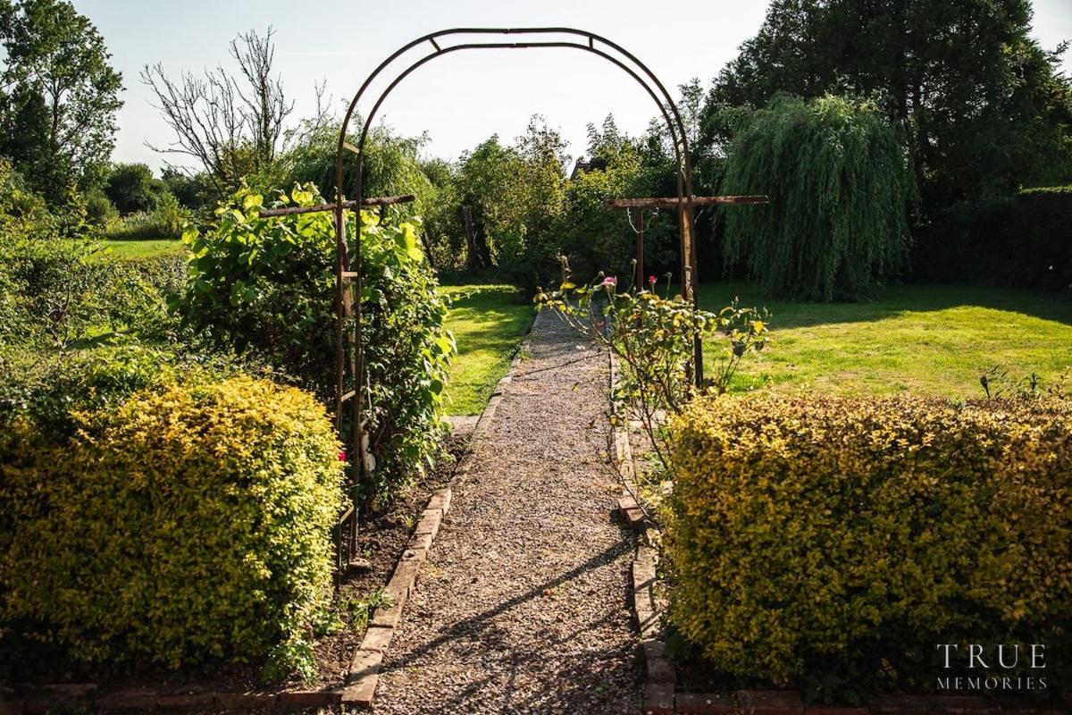 Maison à 2 pas du lac d 'Ardres - B&B Brêmes