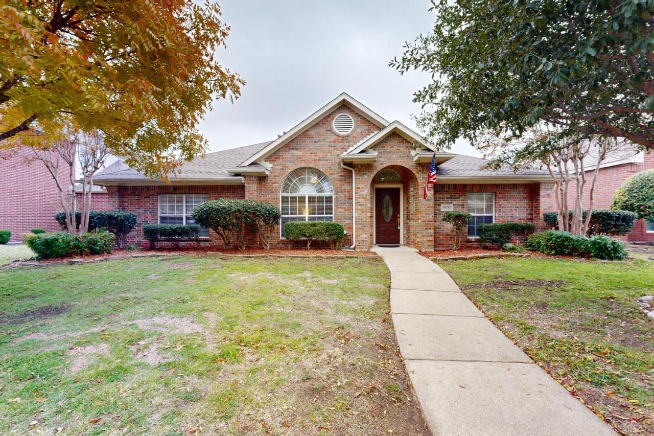 4 BR Spacious Modern Home with Game Room and WiFi - Ferienwohnung Frisco
