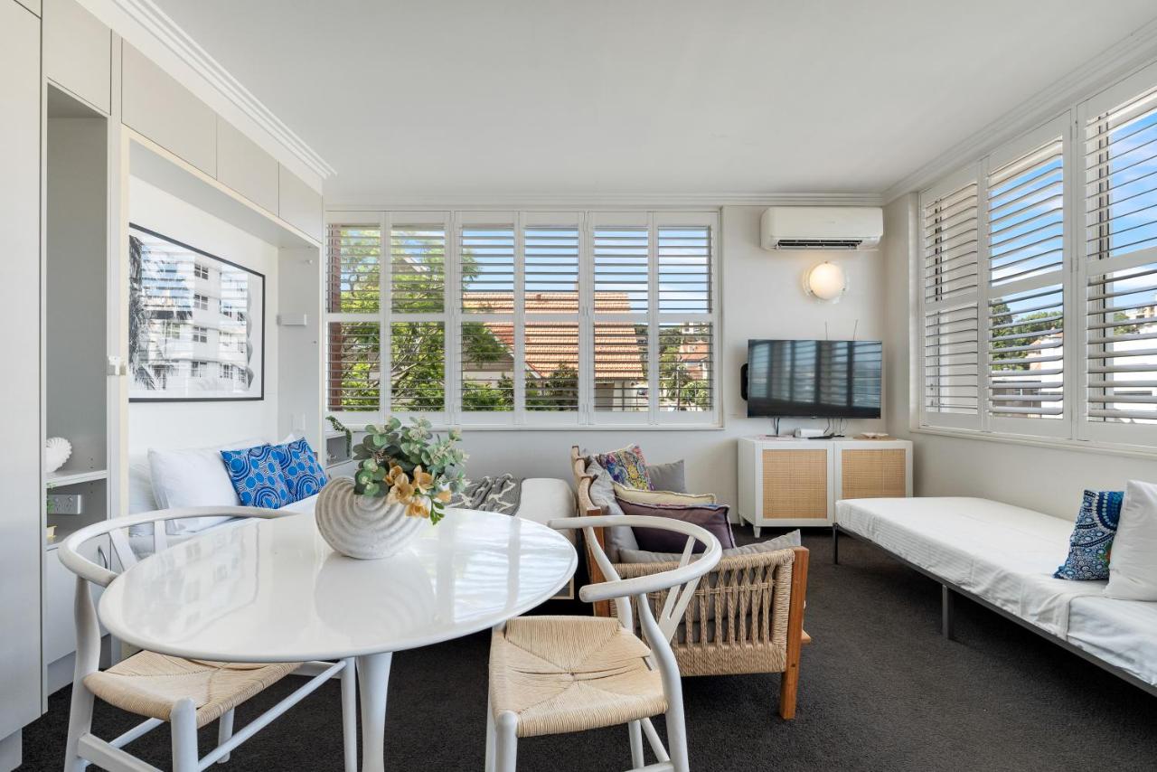Bay Court Ii -spacious Studio Next To Hayes Beach - Ferienwohnung