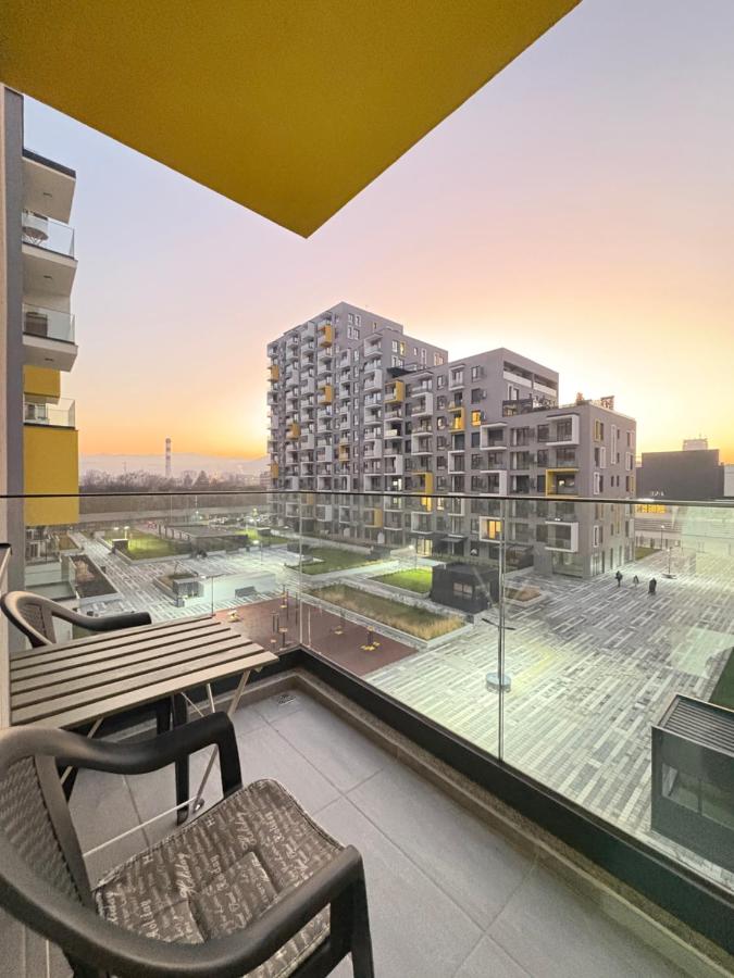 Royal Apartment-FamilyHaven,Park,Modern and Luxury - Ferienwohnung