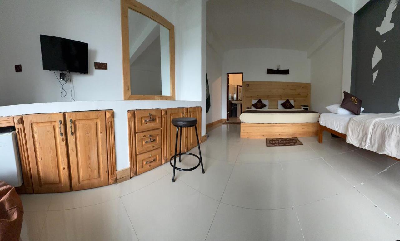 Triple Room with Mountain View