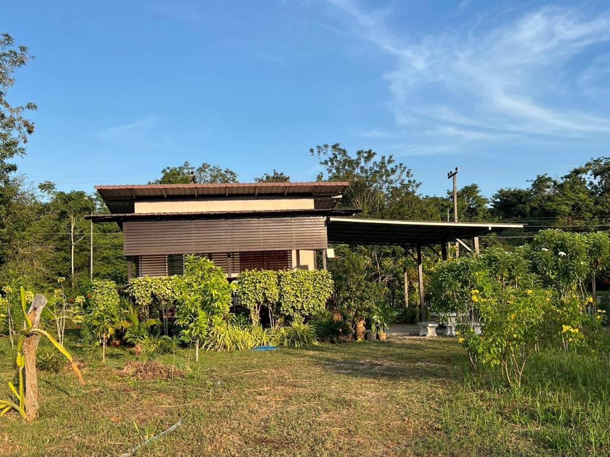 Cozy Cottage Farm stay Suanphueng - B&B Suan Phueng
