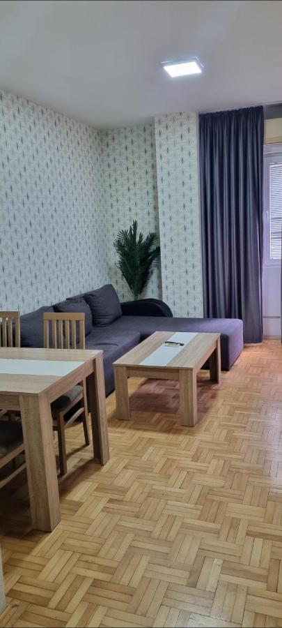 NM Bus Station Apartment - B&B Skopje
