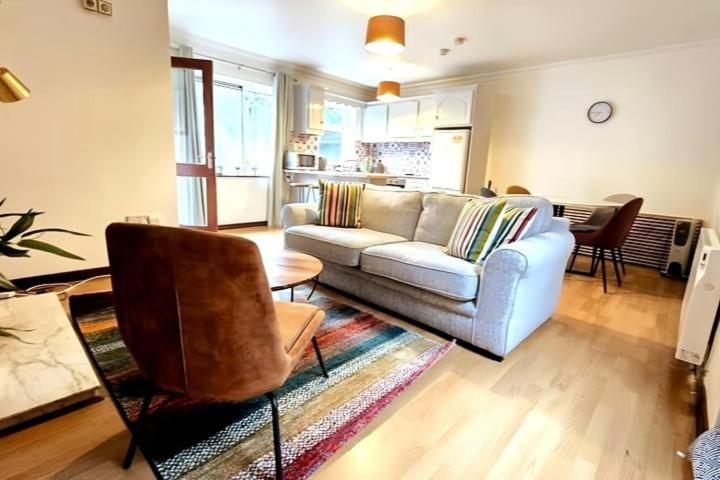 In the Heart of the Action - Bed and Breakfast Galway
