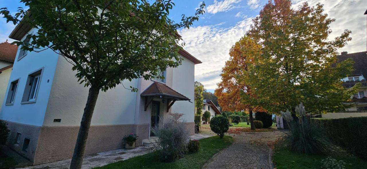 Superbe logement refait à neuf 3 chambres et double parking - Bed and Breakfast