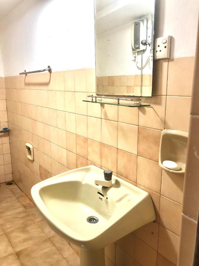 Economy Single Room