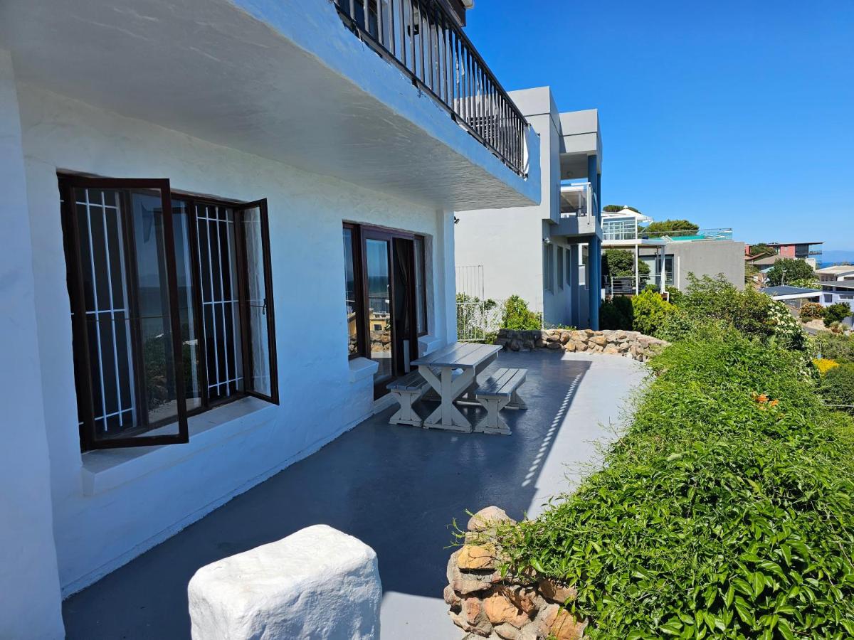 Villa with Sea View