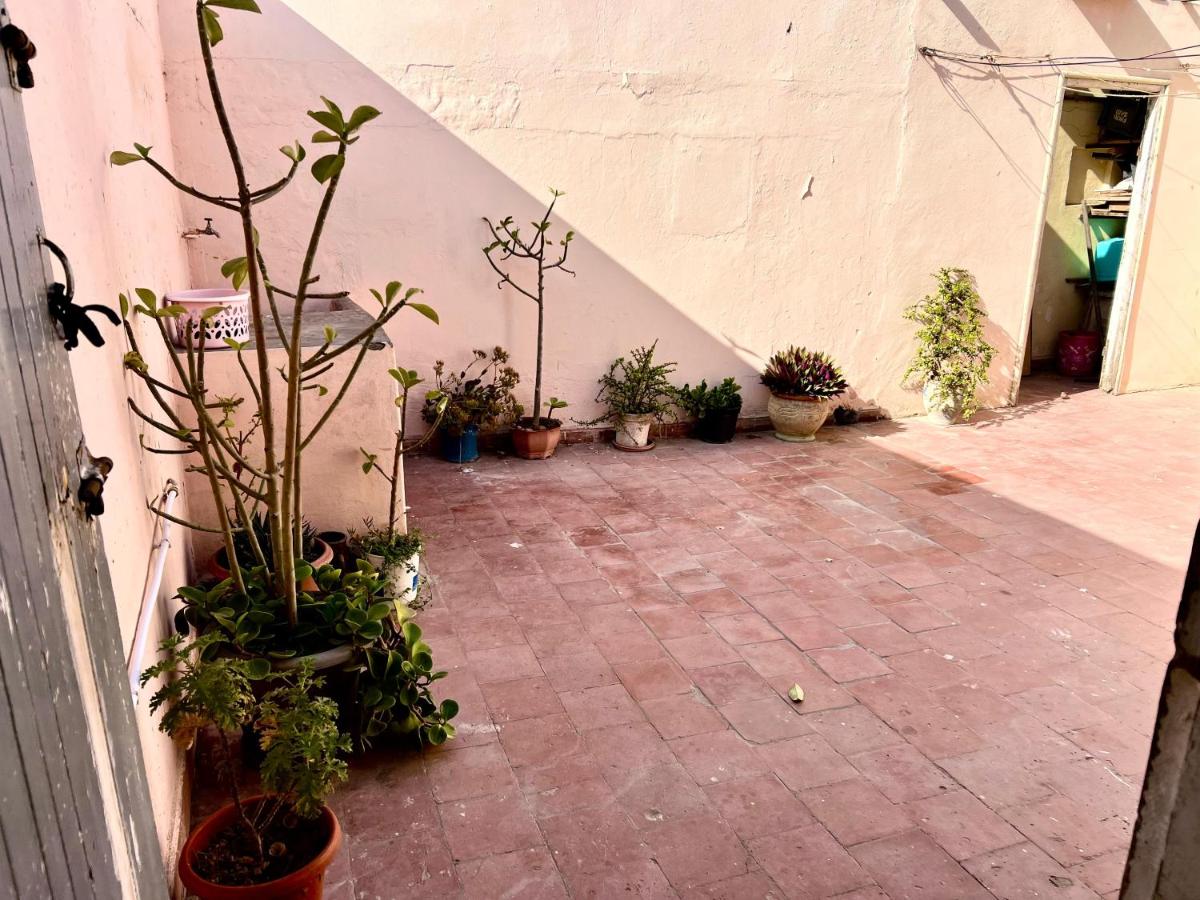 Cozy Apt - 15 Min Walk to Beach & 100 Mbps Wi-Fi - B&B