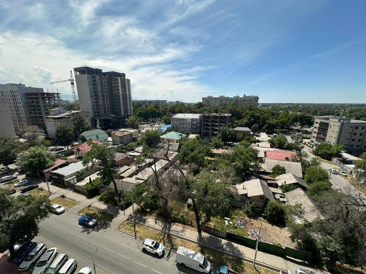 Muras apartment on Kalik Akieva 155 - B&B Biškek