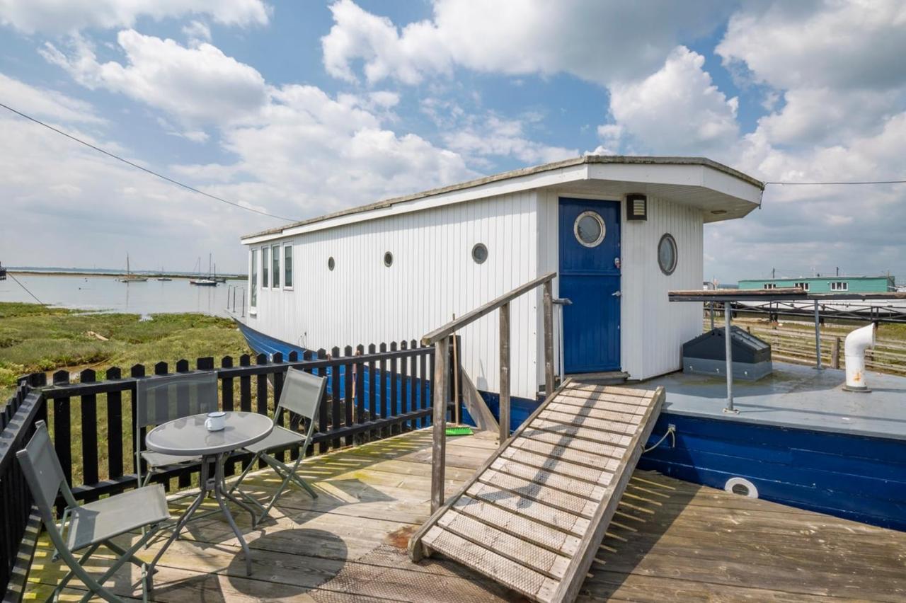 Lorna, Houseboat , West Mersea - B&B