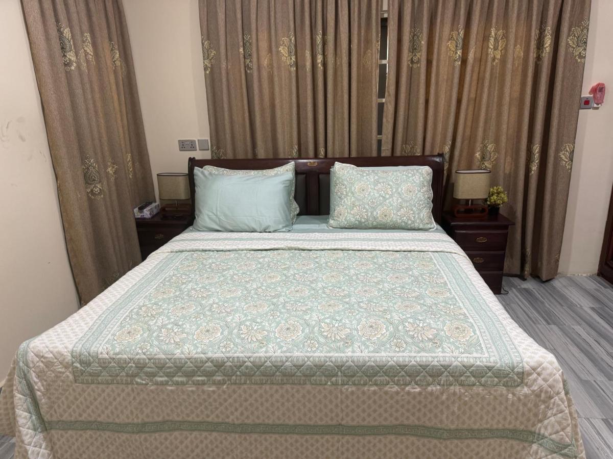 B4 Rentals - Chambres d'hôtes Accra