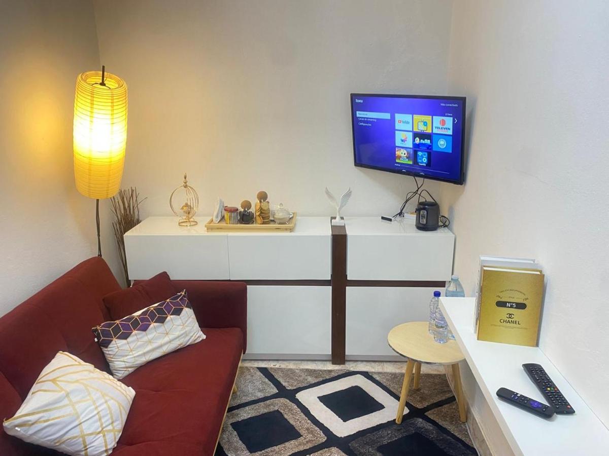 Quarto salinha e WC - B&B
