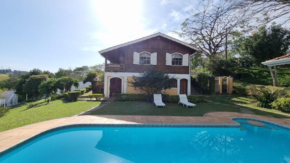 Linda Chácara - Alpes de Guararema Condominio - MINIMO 2 NOITES - B&B Guararema