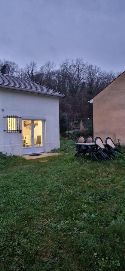 Studio mezzanine avec accompagnement au parc Disneyland inclus - B&B