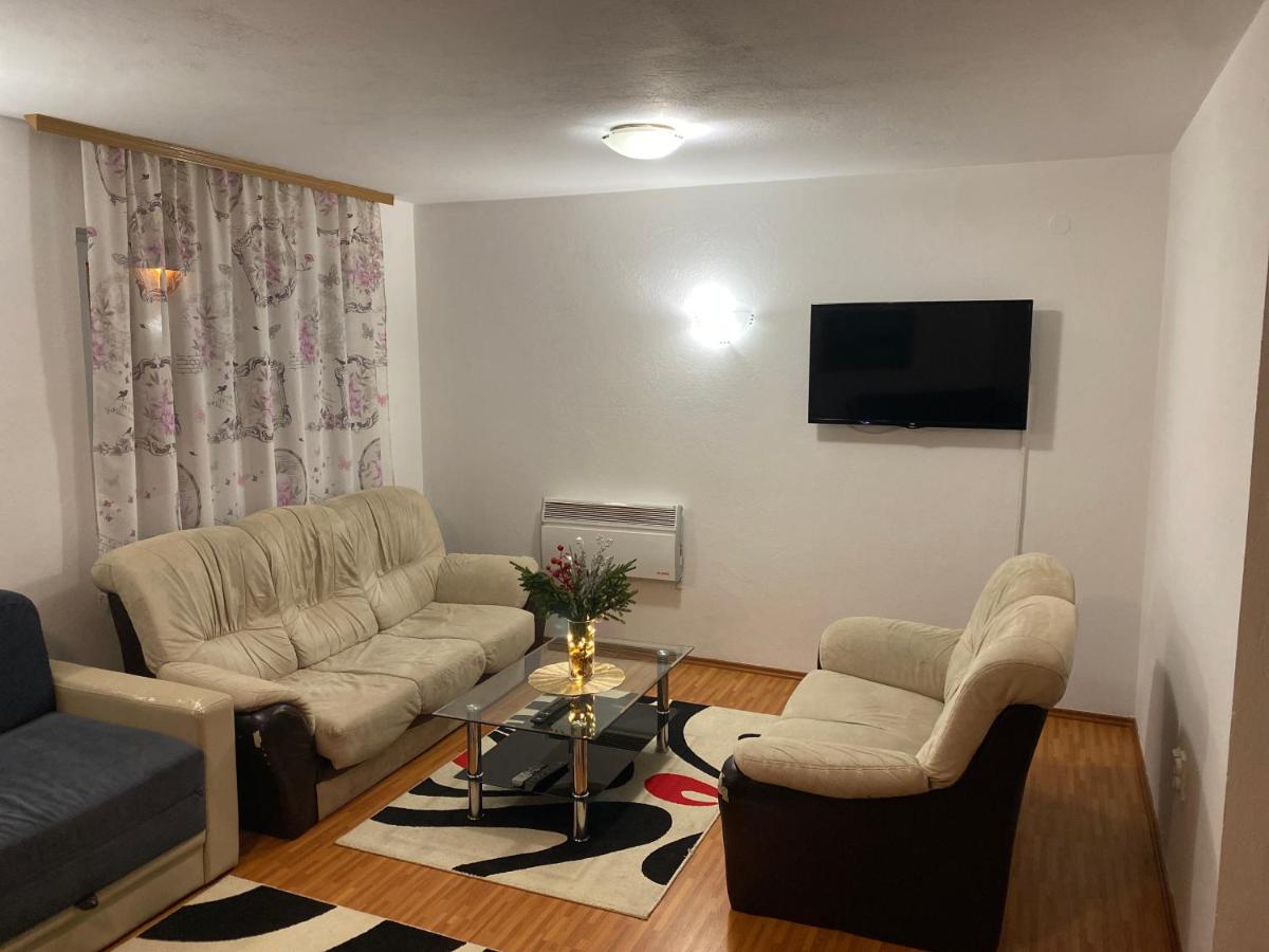 Apartman Nikola - B&B Pale