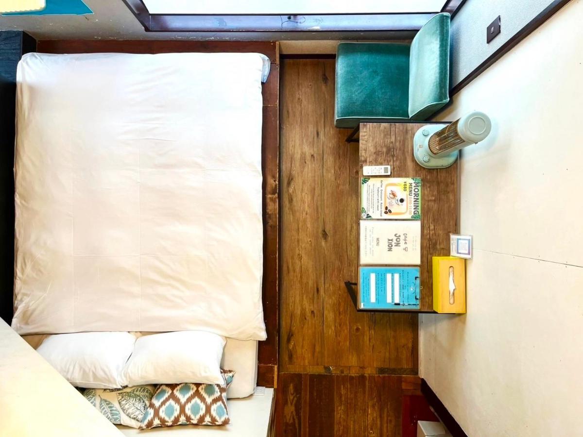 Quadruple Room with Shared Bathroom