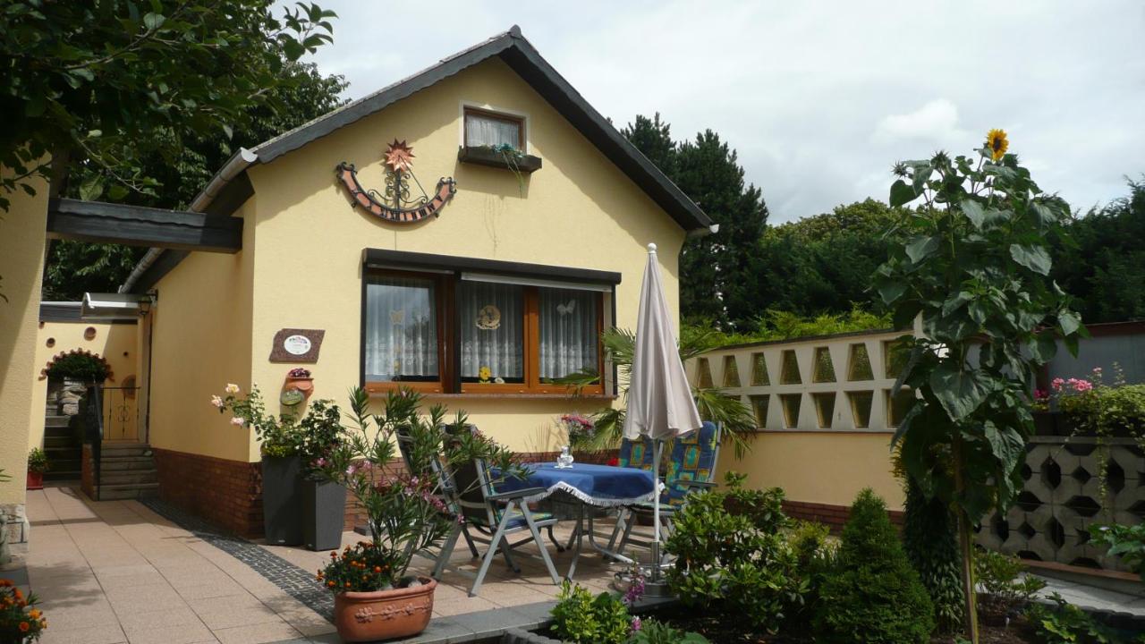 B&B Bad Frankenhausen/Kyffhäuser - Ferienhaus Weber Bad Frankenhausen - Bed and Breakfast Bad Frankenhausen/Kyffhäuser