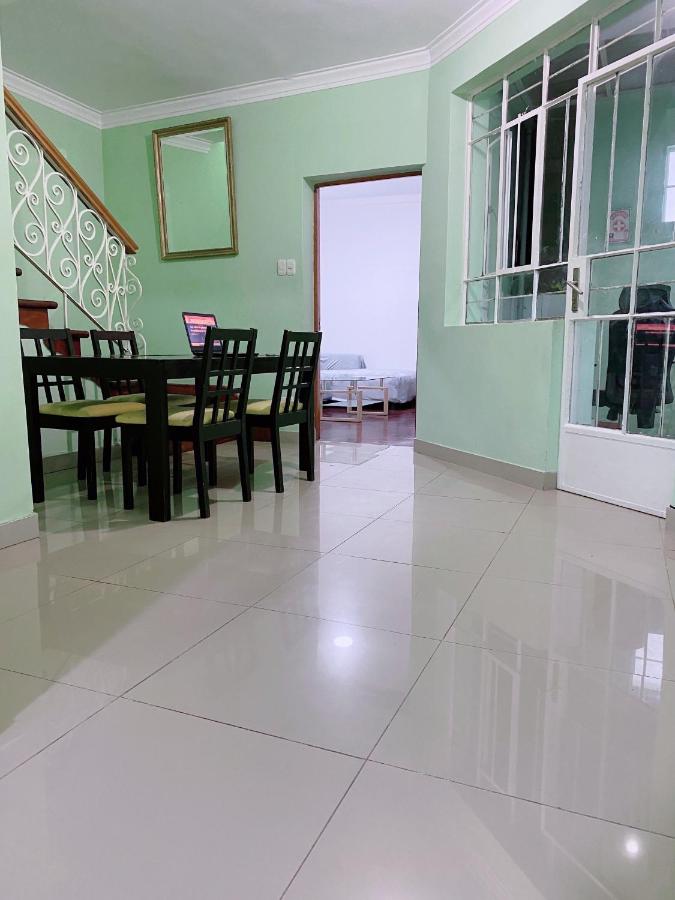 Apartamento Ideal para Familias y Grupos A Pasos de Larcomar y Parque Kennedy - Bed and Breakfast Lima