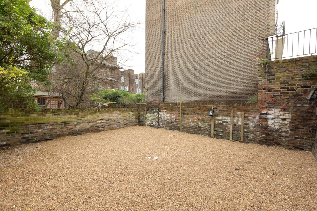 Charming Two Bedroom in Camden - B&B London
