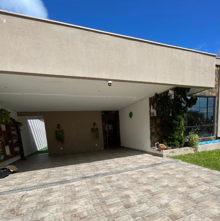 Linda Casa 5 quartos com piscina para família na praia de Canasvieiras - Chambres d'hôtes Florianópolis